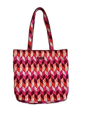 VERA BRADLEY ~ Medium Sized Colorful Bohemian Chevron Pattern Cloth Tote Bag